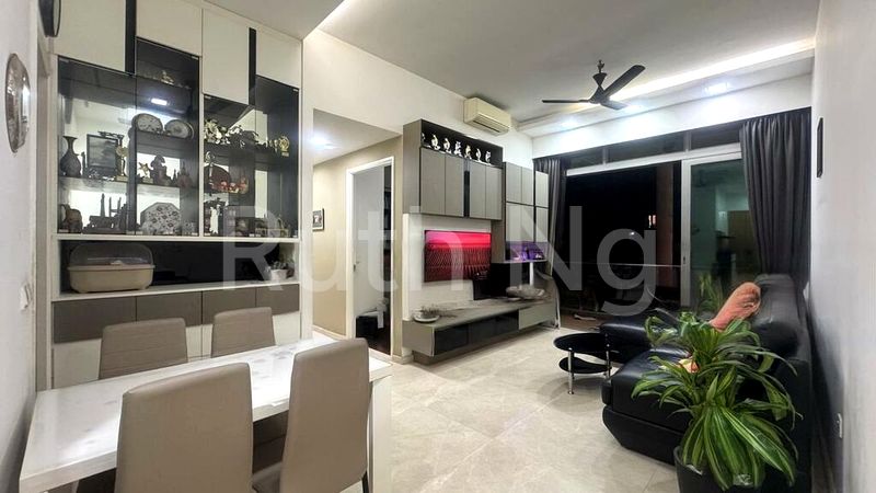 3 Bed Condo for Rent in  Kingsford . Hillview Peak - Image 10